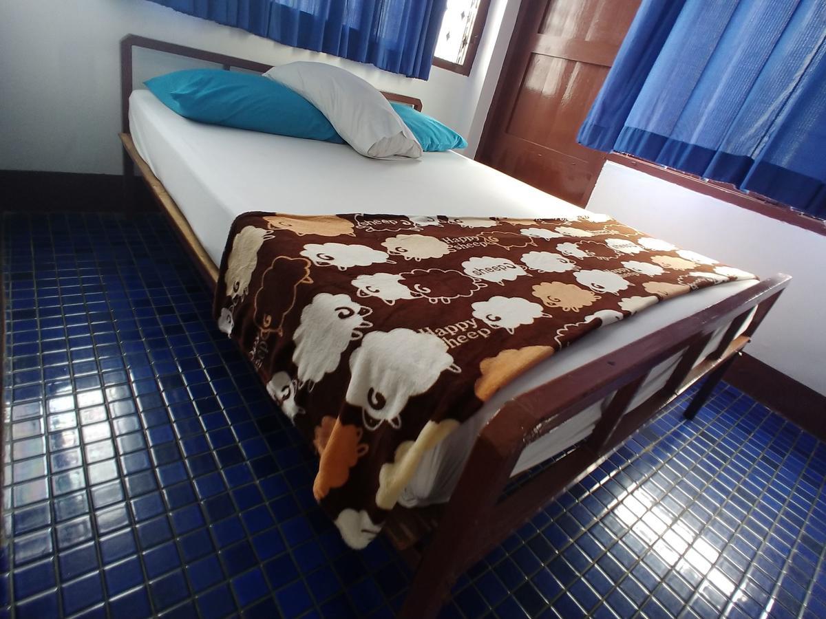 Prasuri Guest House Bangkok Luaran gambar