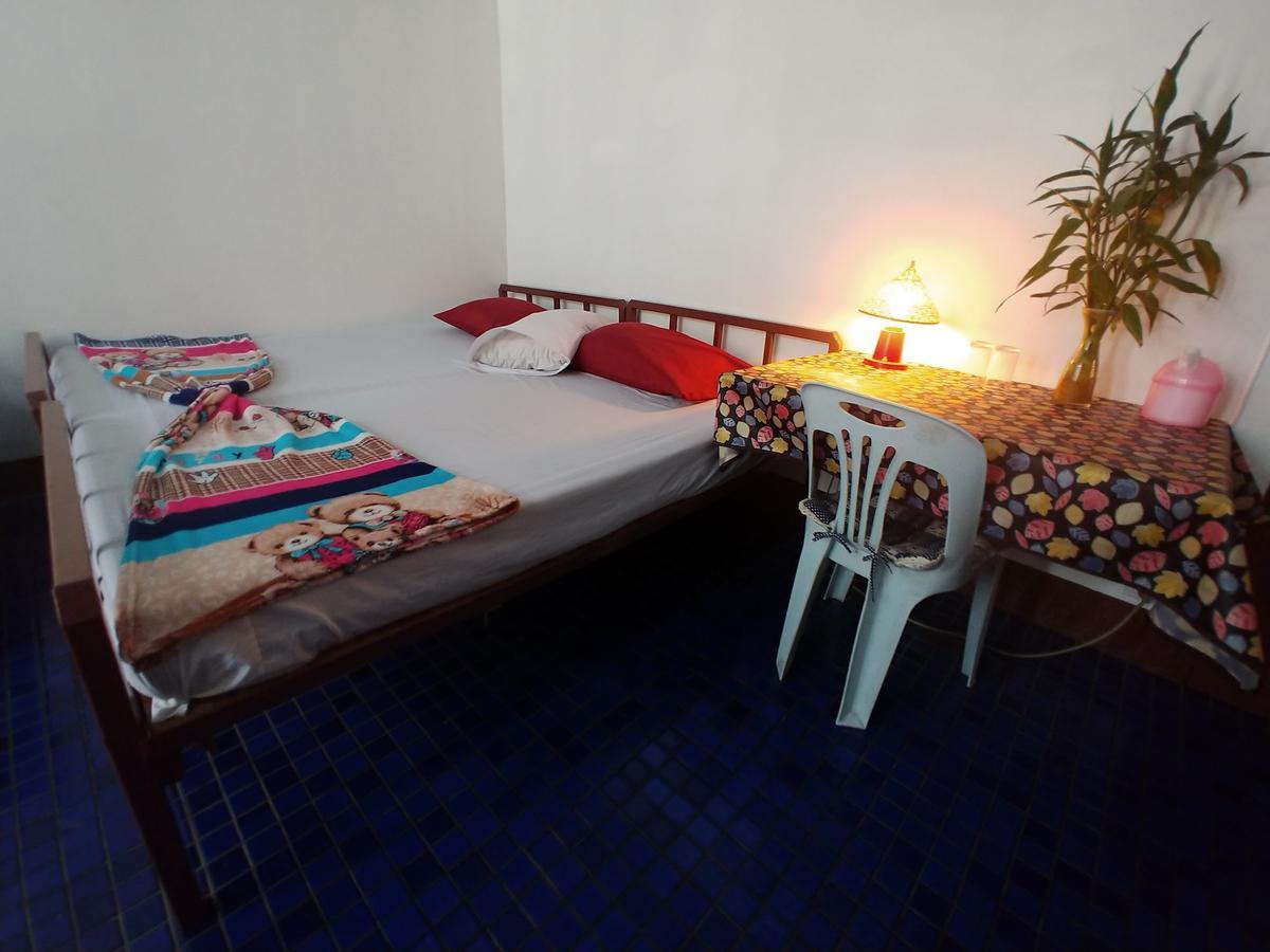Prasuri Guest House Bangkok Luaran gambar
