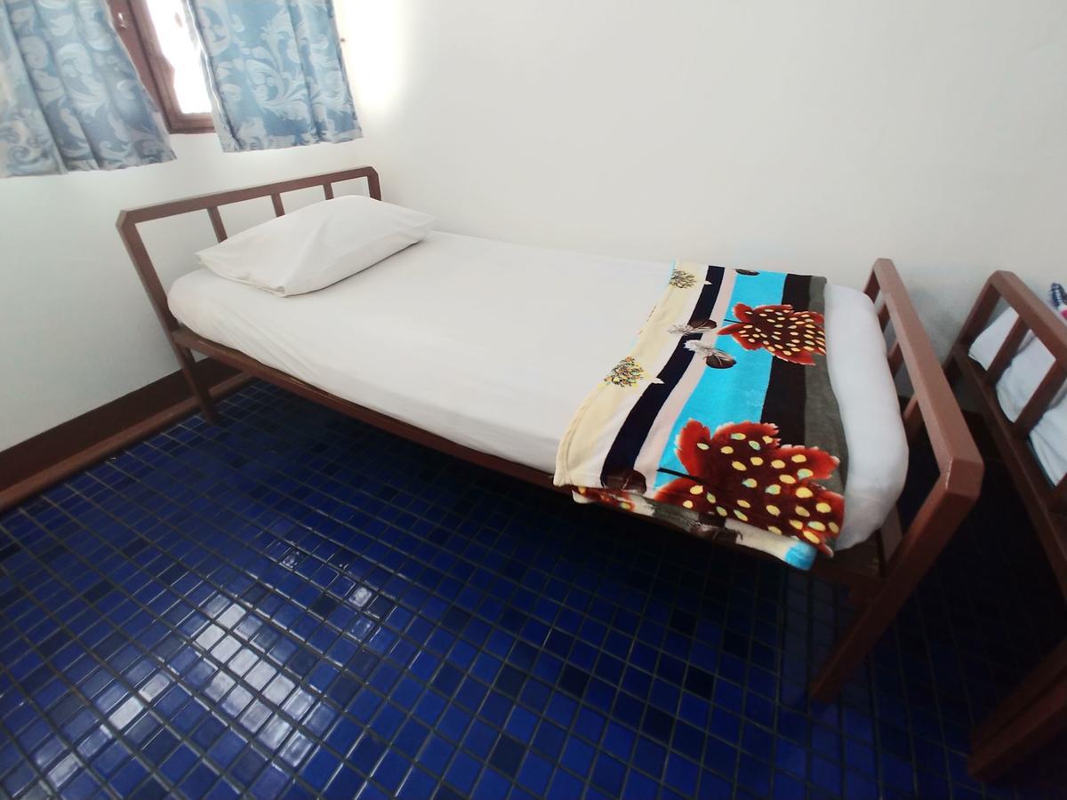 Prasuri Guest House Bangkok Luaran gambar