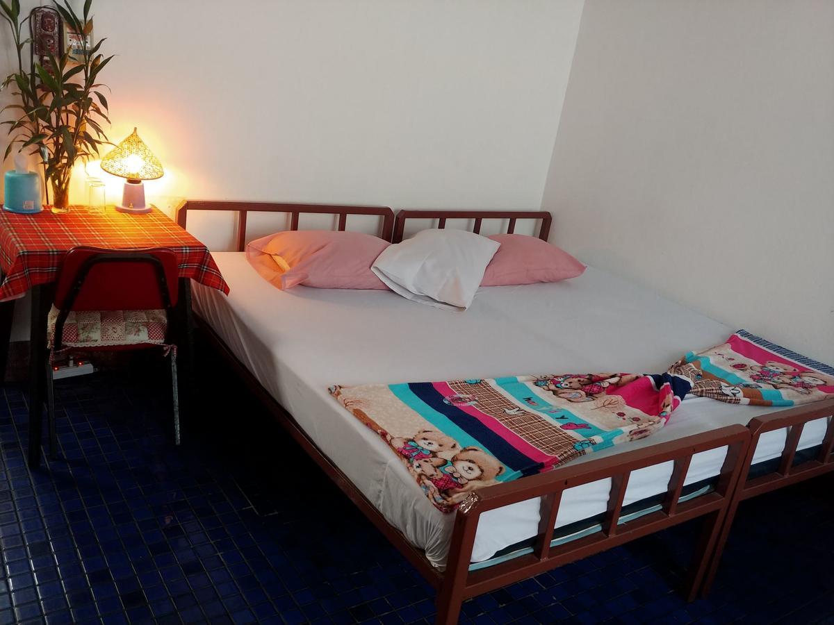 Prasuri Guest House Bangkok Luaran gambar