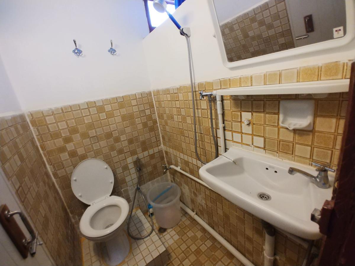 Prasuri Guest House Bangkok Luaran gambar