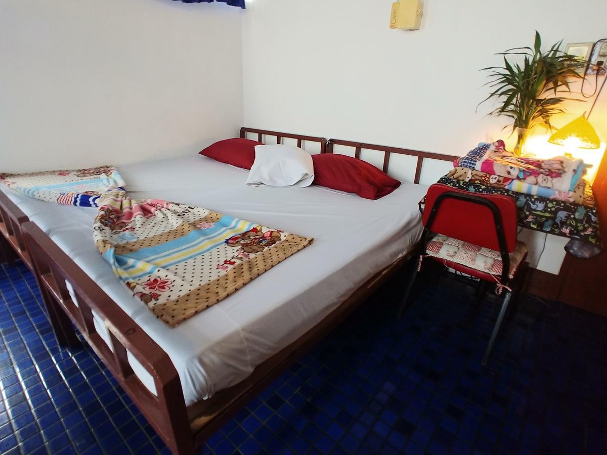 Prasuri Guest House Bangkok Luaran gambar