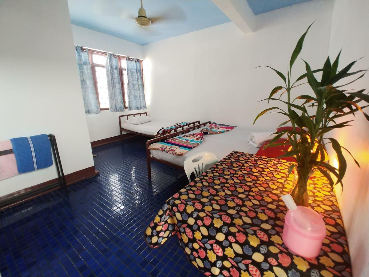 Prasuri Guest House Bangkok Luaran gambar